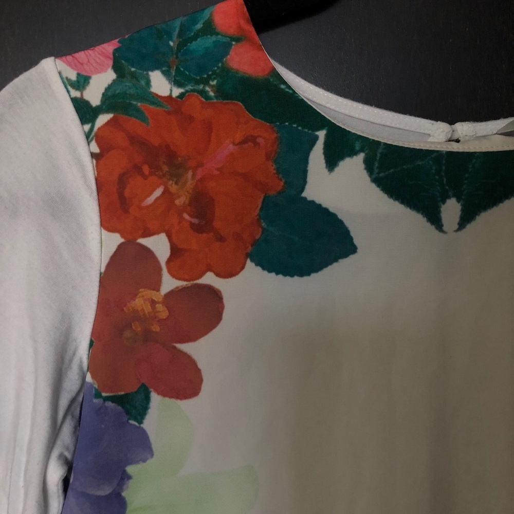 Flower Top - Picture 3 of 5